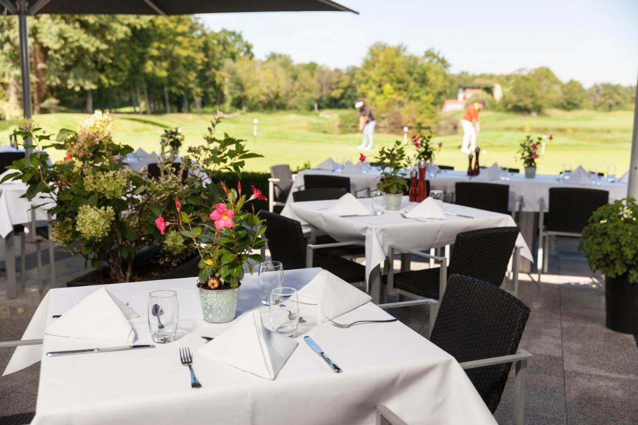 Le Kempferhof Golf Et Chateau-Hotel Plobsheim Exteriér fotografie